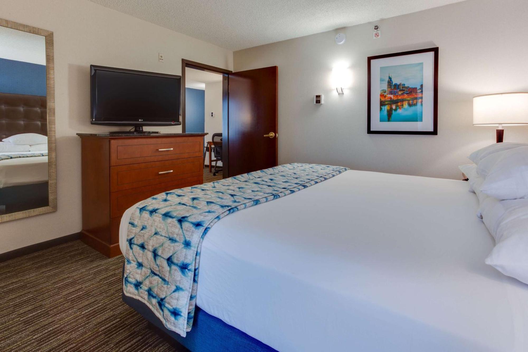 Drury Inn & Suites Nashville Airport Zewnętrze zdjęcie