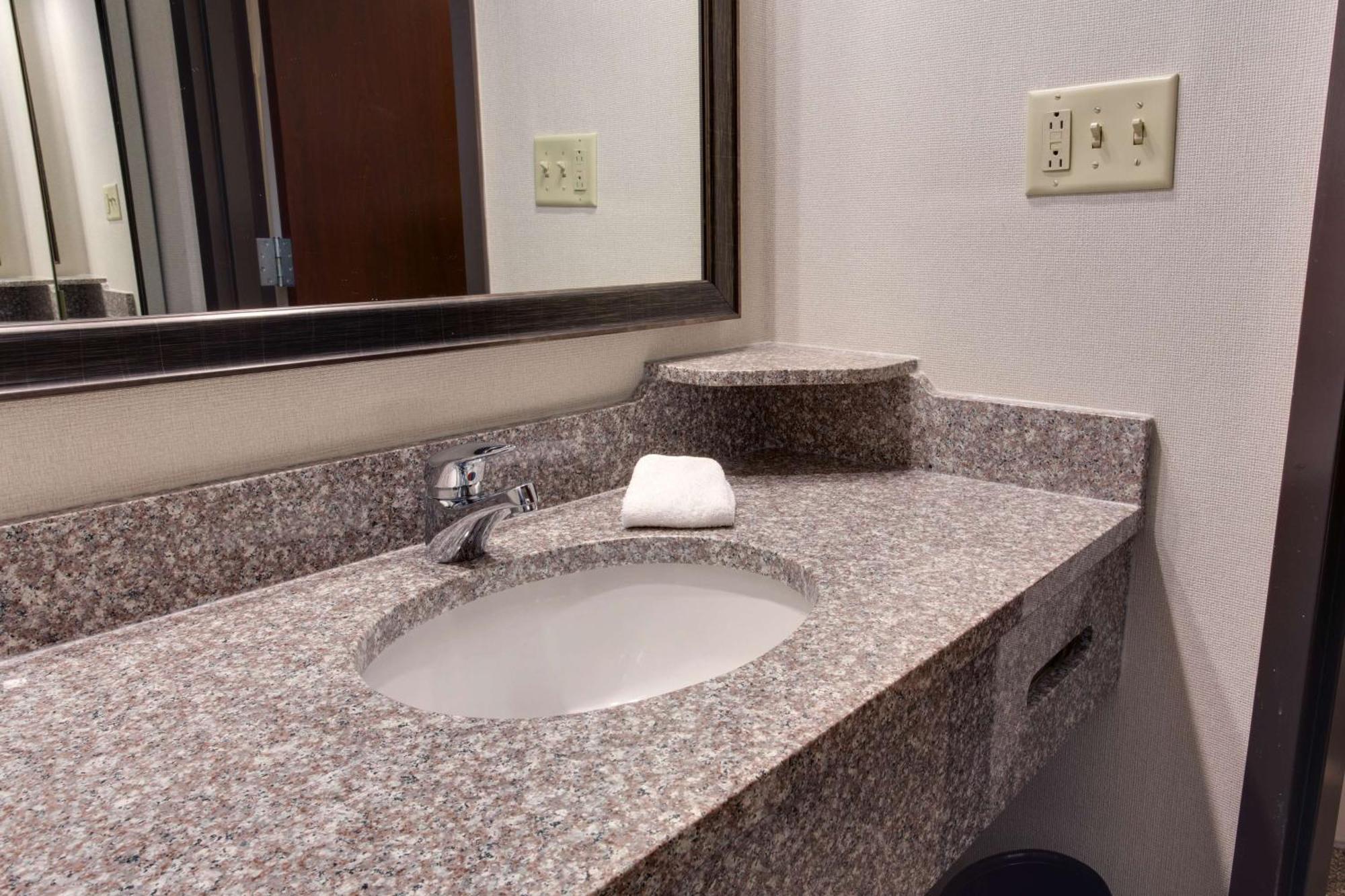 Drury Inn & Suites Nashville Airport Zewnętrze zdjęcie